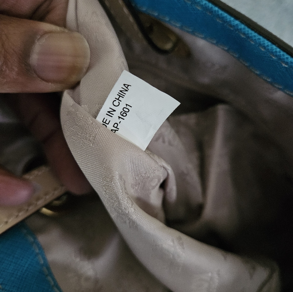 🔆3 For $20! Michael Kors Teal and Beige Tote Bag - Picture 10 of 16